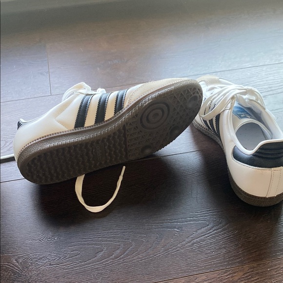 Adidas Classic White and Black Samba Sneakers - Picture 3 of 5